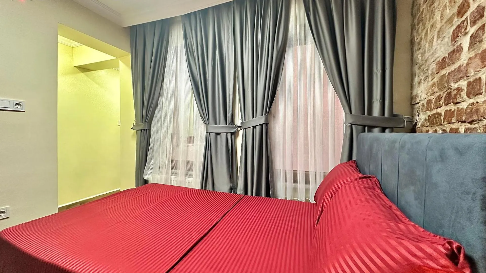 Taksim Pera Golden Stay Suit Hotel Istanbul