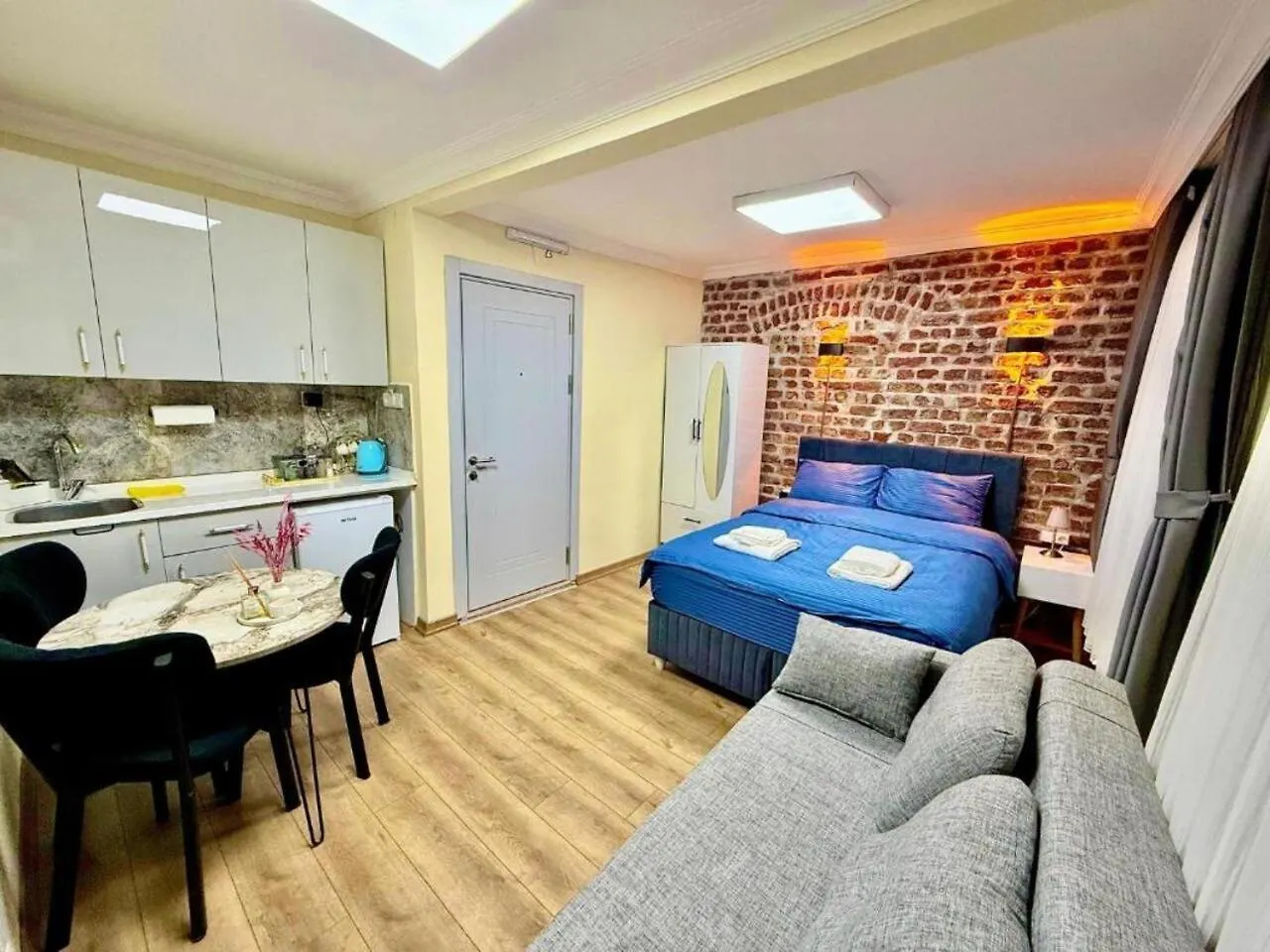 Taksim Pera Golden Stay Suit Hotel Istanbul